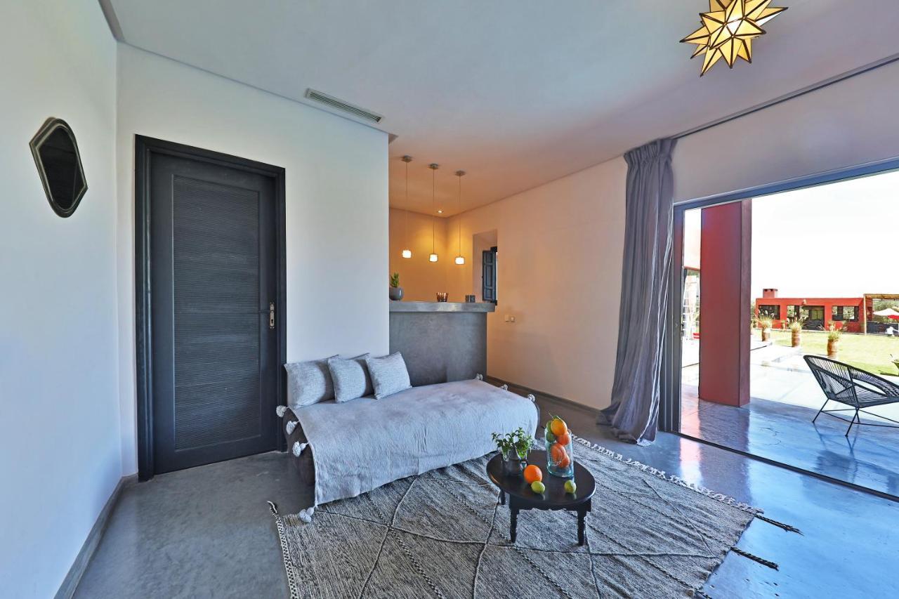 Dar Noujoum Hotell Ait Bou Zguia Exteriör bild