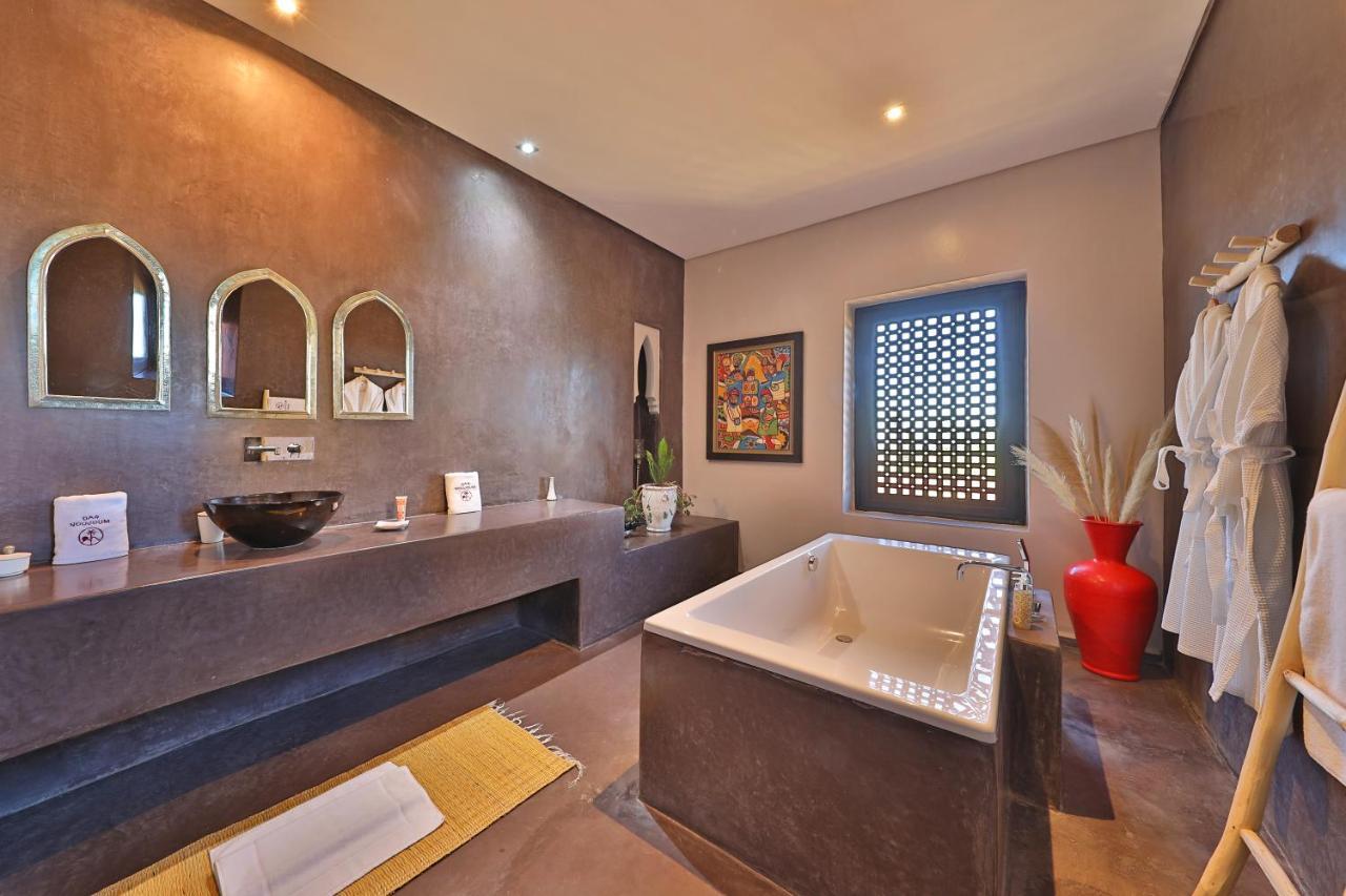 Dar Noujoum Hotell Ait Bou Zguia Exteriör bild