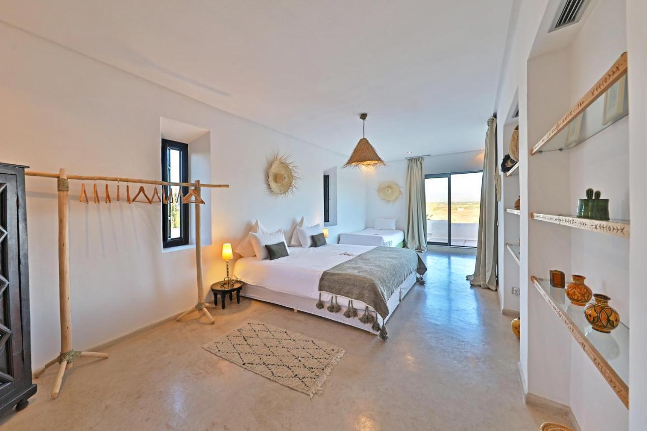 Dar Noujoum Hotell Ait Bou Zguia Exteriör bild